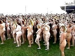 NUDISTS IN PUBLIC NUDISTS IN PUBLIC